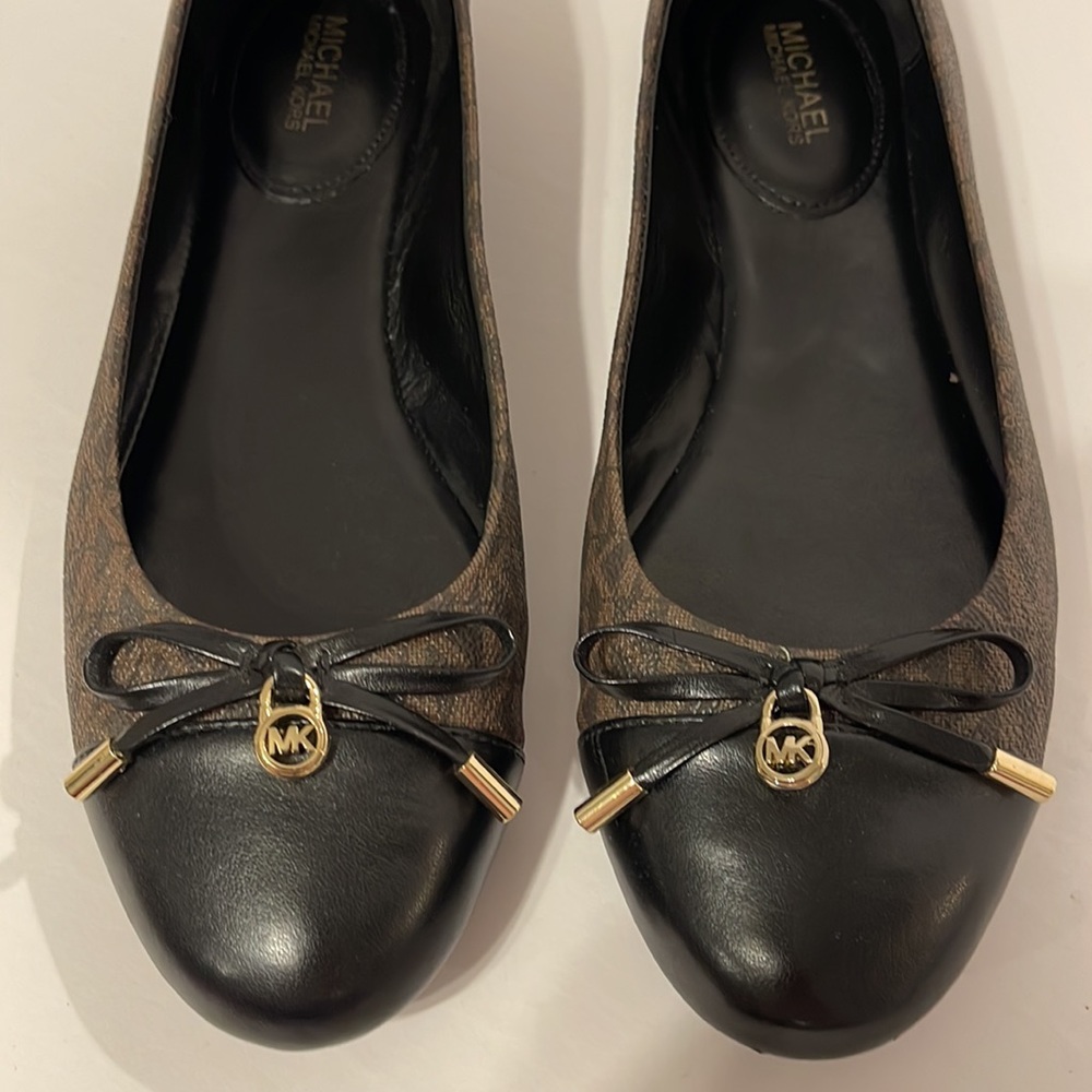 MICHAEL Michael Kors Black and Brown Patterned Loafers - Picture 5 of 9